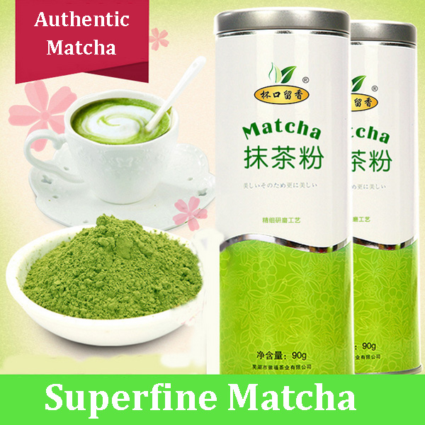 Authentique poudre de thé vert Matcha superfin en boîte pour le thé d'accompagnement